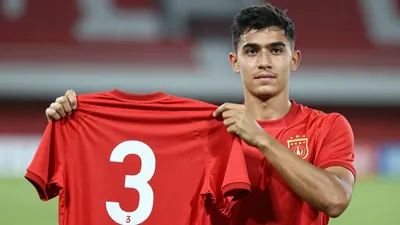 Defender Lilian Brassier has officially left Stade Rennais FC for Eintracht Frankfurt in the Bundesliga, for a fee...