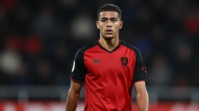 Stade Rennais FC accueille le PSG pour l'ouverture du championnat