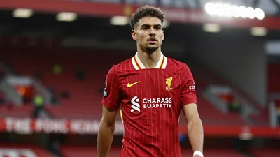 Stade Rennais FC: Jérémy Jacquet, le jeune défenseur du Stade Rennais, a rejoint Liverpool pour 63 millions d'euros
