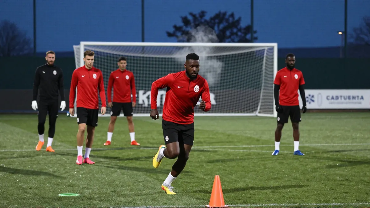 Galatasaray officialise Ugochukwu : combien le SRFC va-t-il toucher ?