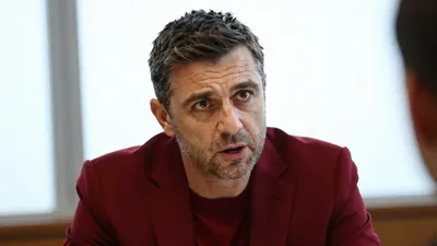 Le président Nicolas de Tavernost confirme que la famille Pinault est prête à investir dans un nouveau stade, mais les...