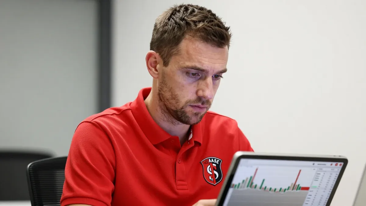 Stade Rennais FC's move to re-sign Martin Terrier is blocked by financial constraints deemed impossible to overcome...