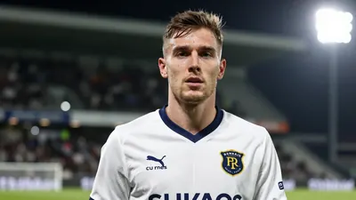 Remportez le maillot dédicacé de Charlie Cresswell sur Instagram